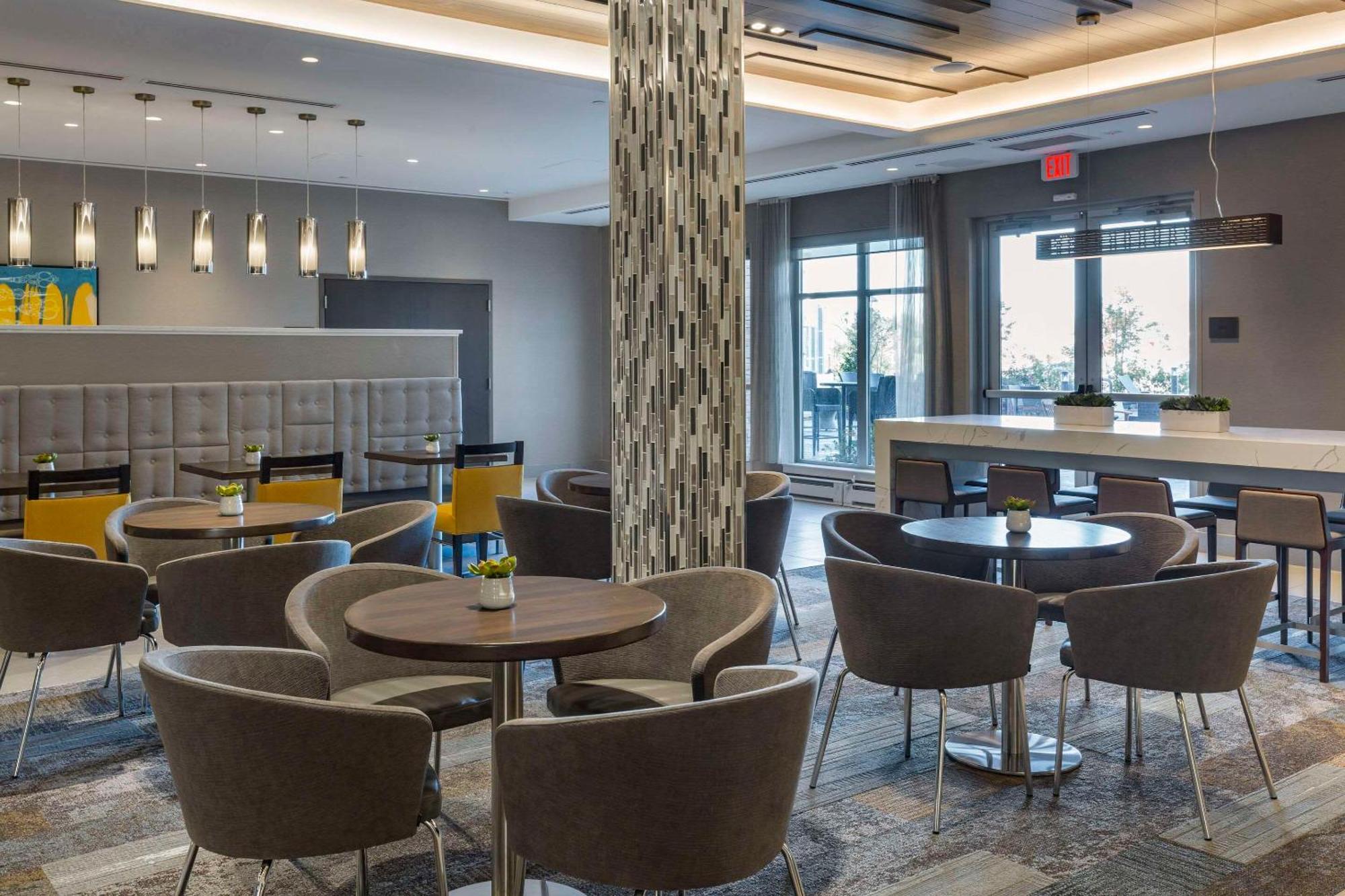 Cambria Hotel Manchester South Windsor Eksteriør bilde