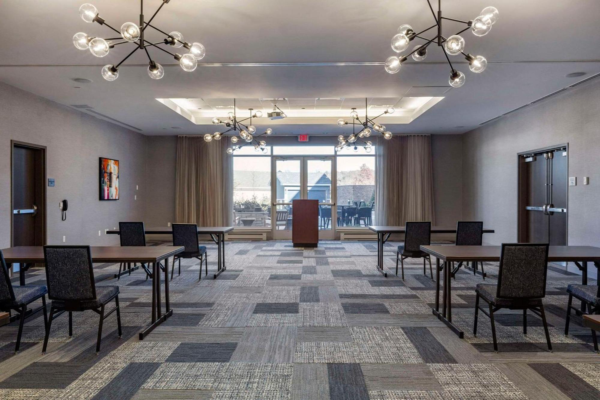 Cambria Hotel Manchester South Windsor Eksteriør bilde