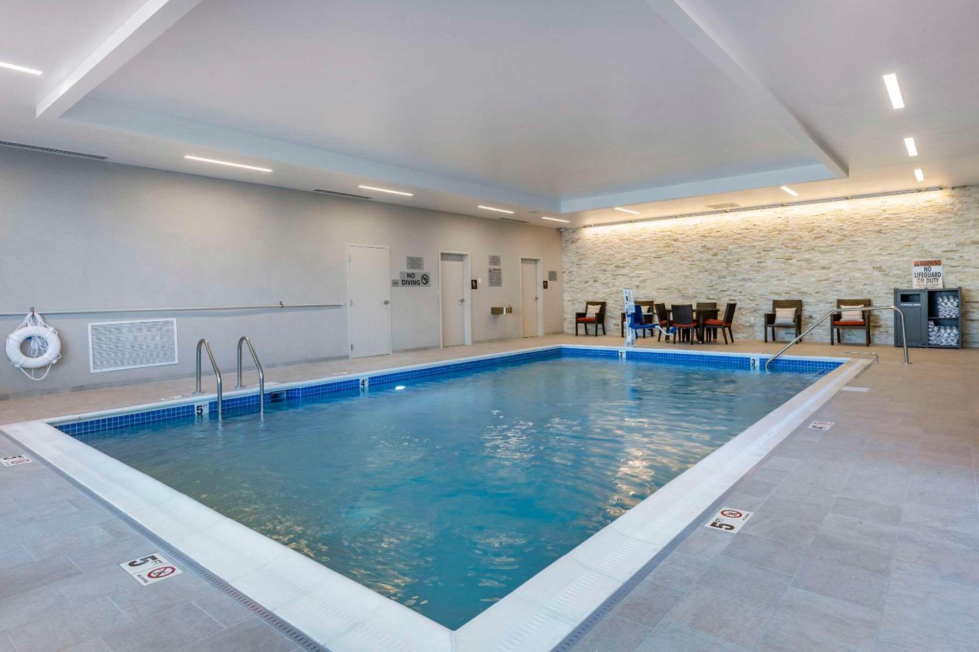 Cambria Hotel Manchester South Windsor Eksteriør bilde